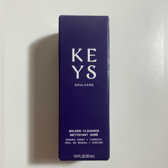 Skincare Bundle Perfect for Gifting 🎁 - Picture 2 of 13